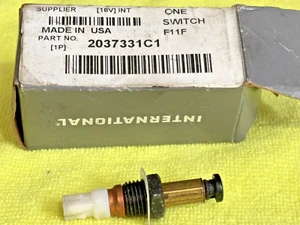 International Door Jamb Switch 2037331C1 - Bild 1 von 3