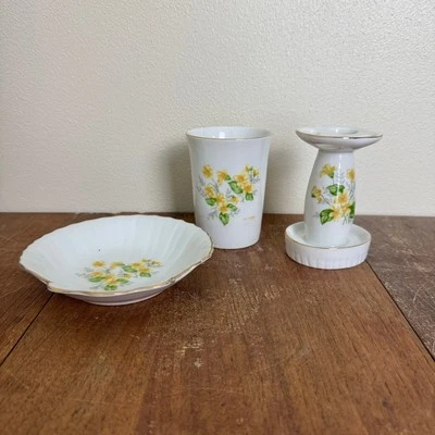 Vintage Japan Porcelain Yellow Rose Floral 3 Piece Vanity Bathroom Set Foto 1 de 4