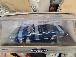 CLASSIC METAL WORKS 1966 Pontiac GTO Convertible Nightwatch Blue Metallic 1:24 - Picture 1 of 7