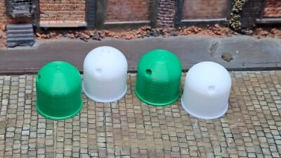 4er Set Glascontainer Glas Container für Altglas weiß+grün – für Spur H0 (1:87) - Bild 1 von 3