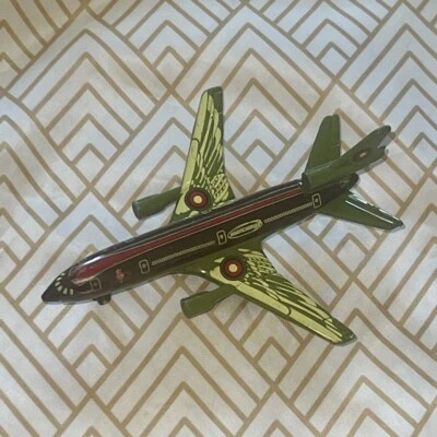 Matchbox Skybuster SB13 DC-10 2000 avión raro verde ejército marrón Foto 1 de 4