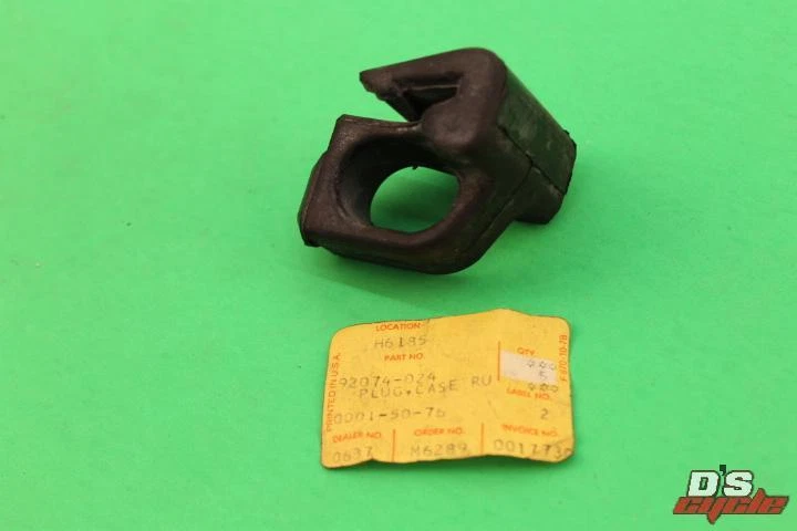 Kawasaki Seat Cover Rubber Plug for KZ1000A KZ1000B KZ900A KZ900B Z1 1973-1980 - Image 1 of 4