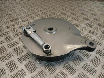 Suzuki VL 800 INTRUDER 2013 Rear Brake Plate — 第 1/3 张图片