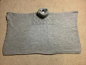 Poncho cuello alto relajado gris BCBGMAXAZRIA - talla única  - Imagen 1 de 12