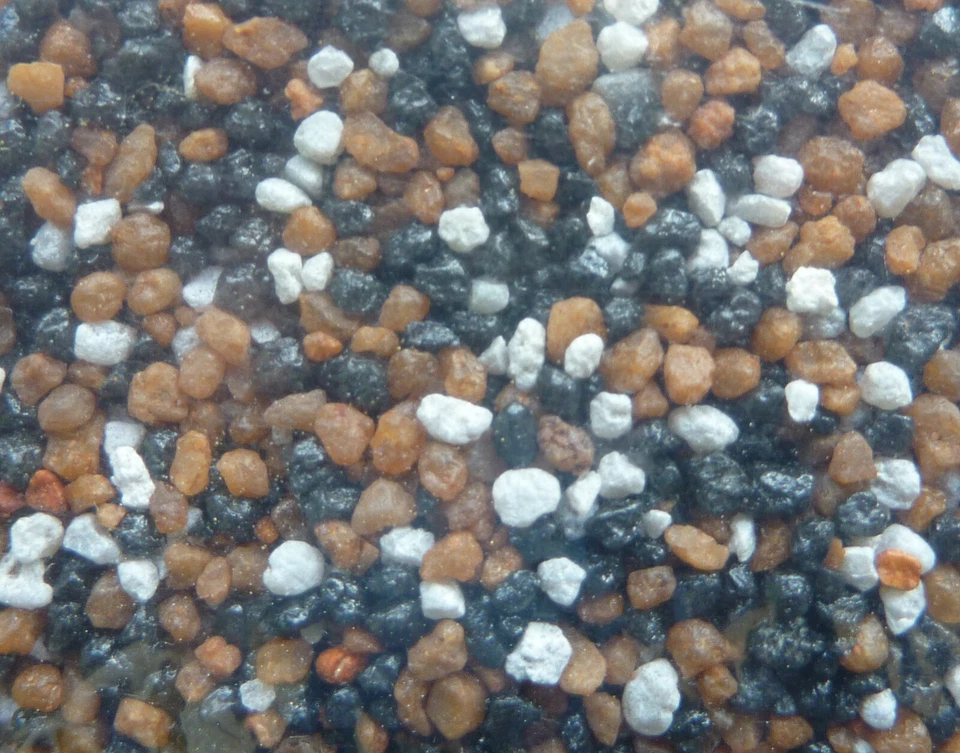 ★ Dekosteine ★ BRAUN WEISS SCHWARZ gemixt ★ 2-3mm ★ 600g ★ - Bild 1 von 1