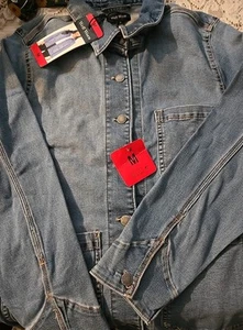 Well Worn Denim Button-Down Jean Barn-Chore Jacket in Light-Wash size MEDIUM New - Picture 1 of 7