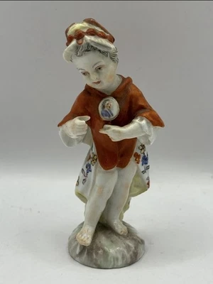 Antique Porcelain Figure. 8.5cm - Image 1 of 4