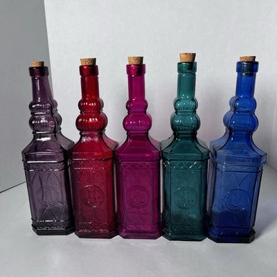 Juego de 5 botellas de vidrio verde azul púrpura rosa rojo España jarra aceite con corcho Foto 1 de 4