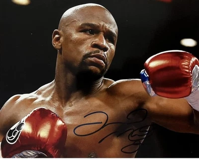 Floyd Mayweather Jr signed Photo With COA Boxing Champion - Image 1 of 2