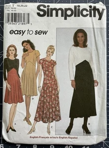 Simplicity 8224 Misses’ Fit & Flare Princess Seams Kleid Muster Gr. 18-22 ungeschnitten - Bild 1 von 4