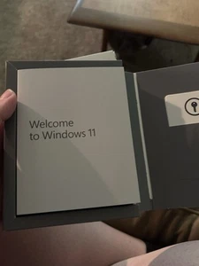 Windows 11 Home - Picture 1 of 4