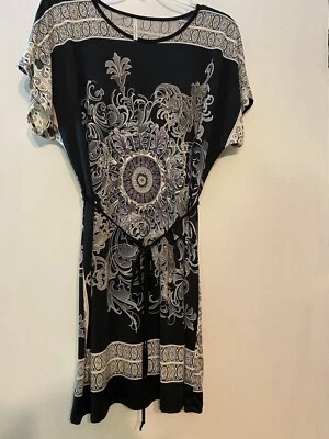 Vestido para mujer India estilo boutique negro/blanco/gris manga corta con corbata en la cintura Foto 1 de 4