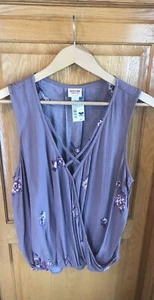 lila Viskose Blumen ärmelloses Shirt Gr. XL neu mit Etikett - Bild 1 von 5