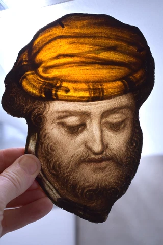 Nice 125 Yr. Old Stained Glass Window, Painted Face of a King (CU73) chalice co Cover