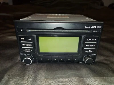 现代 A-200MCACA 库存汽车收音机/CD MP3 立体声系统编号 96110-1E080CA 阅读!  — 第 1/4 张图片