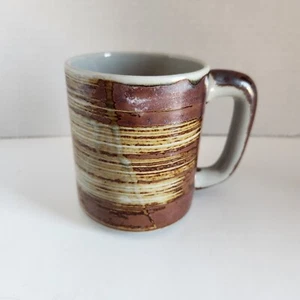 Tazza da caffè in ceramica con grani di legno fatta a mano 10 oz marrone - Foto 1 di 9