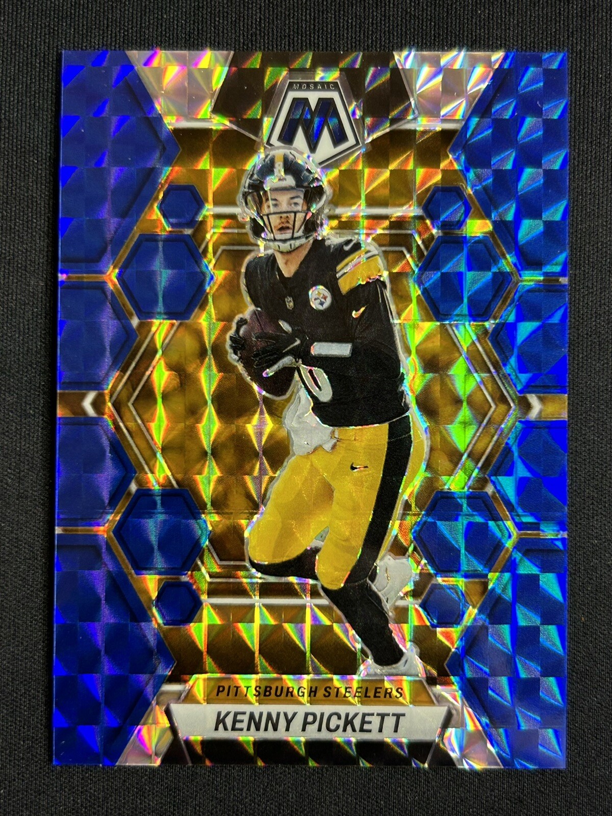 2023 Mosaic Football Kenny Pickett VETERAN BLUE MOSAIC /99 #201 Steelers