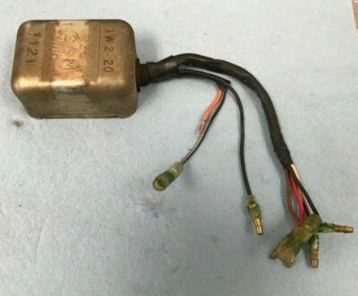 Yamaha IT175D / E CDI Caja Artículo Original 1977-78 Usado P/N 1W2-85540-20 Foto 1 de 4