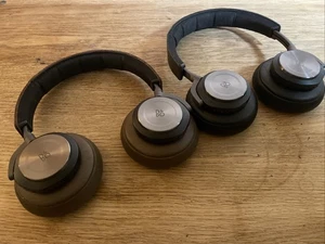 2 Stück Bang & Olufsen B&O Beoplay H7 In Braun & Schwarz - Bild 1 von 6