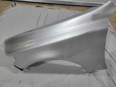Guardabarros delantero izquierdo Lexus LS460 LS600H 2007-2009 PLATEADO 1F2 OEM Foto 1 de 4