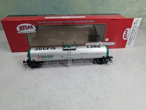 USED Atlas 20005401 HO Scale 20,700 Gal Tank Car Pemex #5143 - Picture 1 of 8