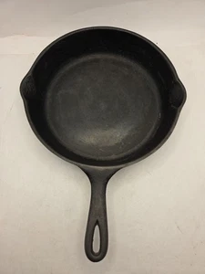 Wagner Ware Sidney -0- Cast Iron Skillet Frying Pan 1058M Vintage - Picture 1 of 11
