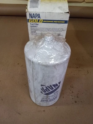 Filtro de combustible nuevo NOS NAPA 3405 Foto 1 de 3