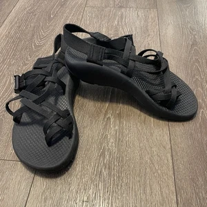 Sandalias Chaco ZX2 clásicas para mujer talla 6 negras con tiras para caminar al aire libre ¡USADAS EN EXCELENTE ESTADO! - Imagen 1 de 8