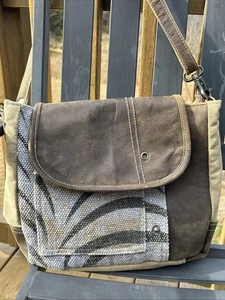 Myra Bag Crossbody Elegance Icon Schultertasche Distressed Leder & Canvas Handtasche - Bild 1 von 18