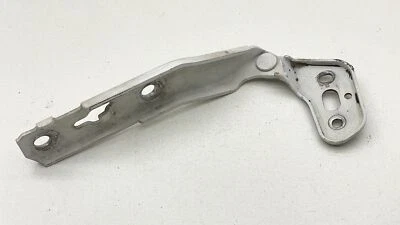 2005-2011 AUDI A6 QUATTRO Right Hood Hinge OEM #4F0823302 - Image 1 of 3