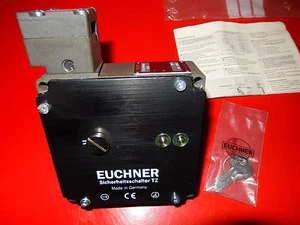 EUCHNER TZ1LE024PGVAB mit Schloss, Plombensatz TZ - Picture 1 of 10