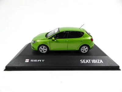 Seat Ibiza Light Green 1/43 Minichamps Voiture Miniature Diecast SE15