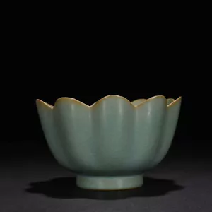 6.7" Old Antique Song dynasty Porcelain ru kiln cyan glaze Ice crack Lotus bowl - Picture 1 of 8