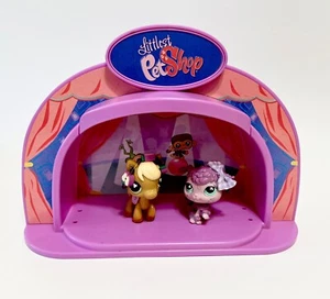 Littlest pet shop #560 Horse & #561 Poodle Dog - Picture 1 of 10