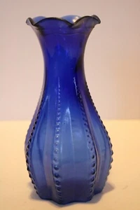 Vitnage Deep Blue Glass Vase star shaped bottom bead detail marked USA cobalt - Picture 1 of 2