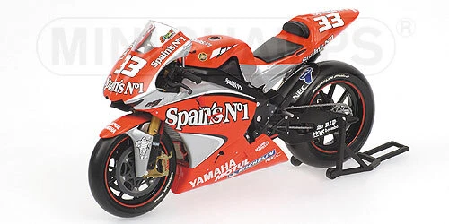 Yamaha YZR-M1 MotoGP 2004 Marco Melandri 1:12 MINICHAMPS 122043033 - Immagine 1 di 1