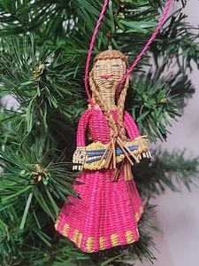 4" Handmade Woven Straw Angel W/braids Playing Instrument Christmas Ornament - Picture 1 of 6