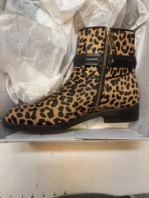 Michael Kors Mindy Flat Bootie Womens Size 5.5 Cheetah Print Haircalf Boots MK - Image 1 of 4
