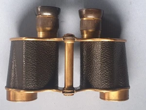 a080 A Pair Of Vintage Brass Binoculars With Associated Leather Case - Picture 1 of 12