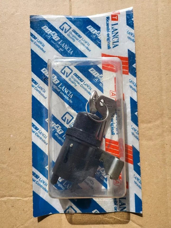 Serratura portellone posteriore FIAT PANDA 1 4483285