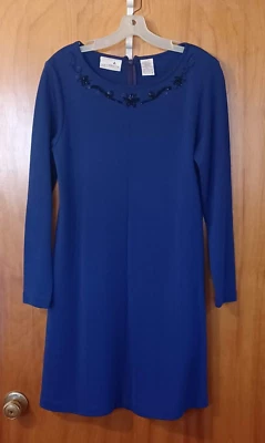 VESTIDO AZUL Talla PEQUEÑO Suéter de Lana Estilo Negro Cuentas Elegante Acampanado Foto 1 de 4