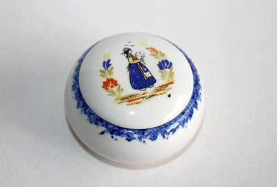 ANCIEN PILULIER, BONBONNIERE, BOITE en FAIENCE EMAILLÉE, STYLE QUIMPER FAIT MAIN - Photo 1/4