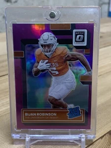 Panini Chronicles Optic Purple 2023 clasificación novato Bijan Robinson 7/49 - Imagen 1 de 2