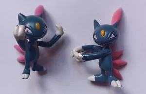 Figuras POKEMON TOMY SNEASEL moncolle POSTURA ALTERNATIVA REGIÓN JOHTO ORIGINAL - Imagen 1 de 5