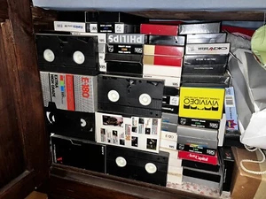 ✅ Lagerbestand Lot 20 gebrauchte VHS Videokassetten 89/90er Jahre Vintage - Bild 1 von 3