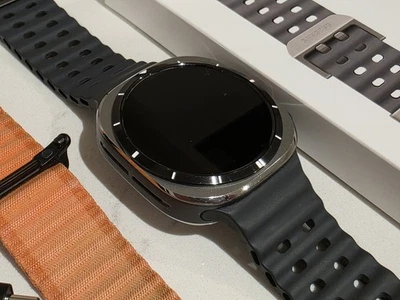 Samsung Galaxy Watch Ultra SM-L705FZTAEUA 47mm Titanium Silver LTE 2024 SM-L705F - Image 1 of 4