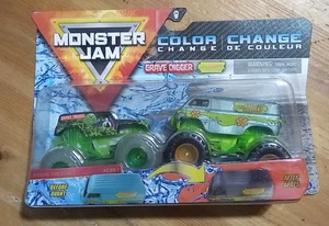 Monster Jam 2020 Color Change Reveal the Steel  Grave Digger vs Mystery Machine - Picture 1 of 1