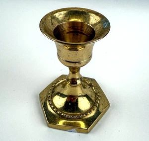 Candelabro de latón vintage base ornamentada 2,5" - Imagen 1 de 5