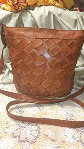 Vilenca Holland Brown Genuine Leather Woven Bucket Crossbody Bag - Picture 1 of 9