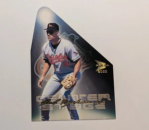 2000 PACIFIC PRISM CENTER STAGE DIE-CUT, CAL RIPKEN JR., #2, INSERT, NRMT - Picture 1 of 2